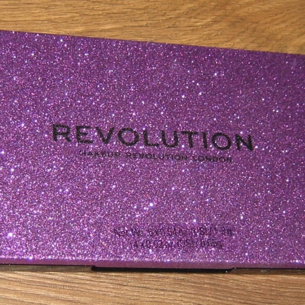 Revolution Shadow Palette Precious Stone-Amethyst